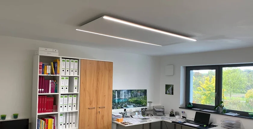 eb0323_7df39f6a5e3b47ceb0482f6811d542f0mv2